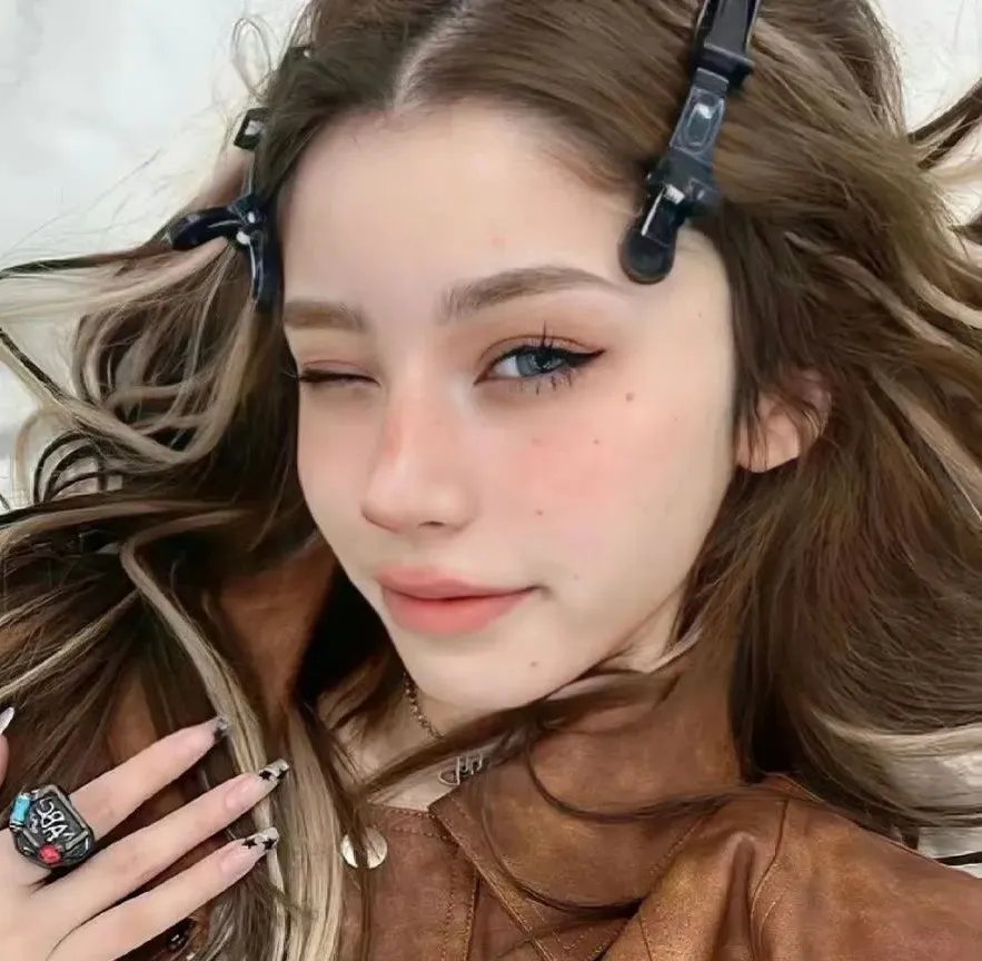 粉黛迷春